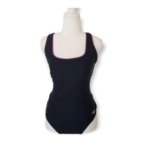 Speedo Hydro Bra Moderate Piped Ultraback Swimsuit Size: 8